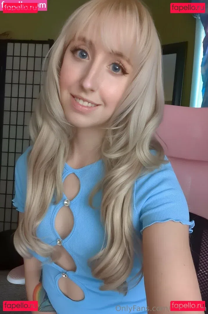 freemoon Onlyfans Photo Gallery 