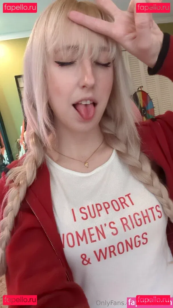 freemoon Onlyfans Photo Gallery 