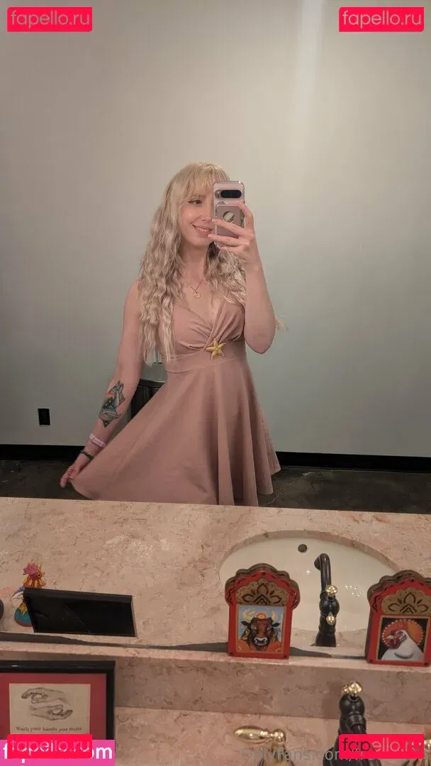 freemoon Onlyfans Photo Gallery 