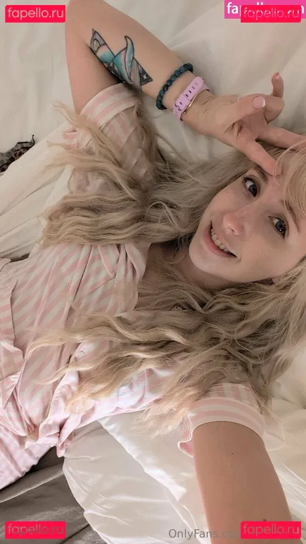 freemoon Onlyfans Photo Gallery 