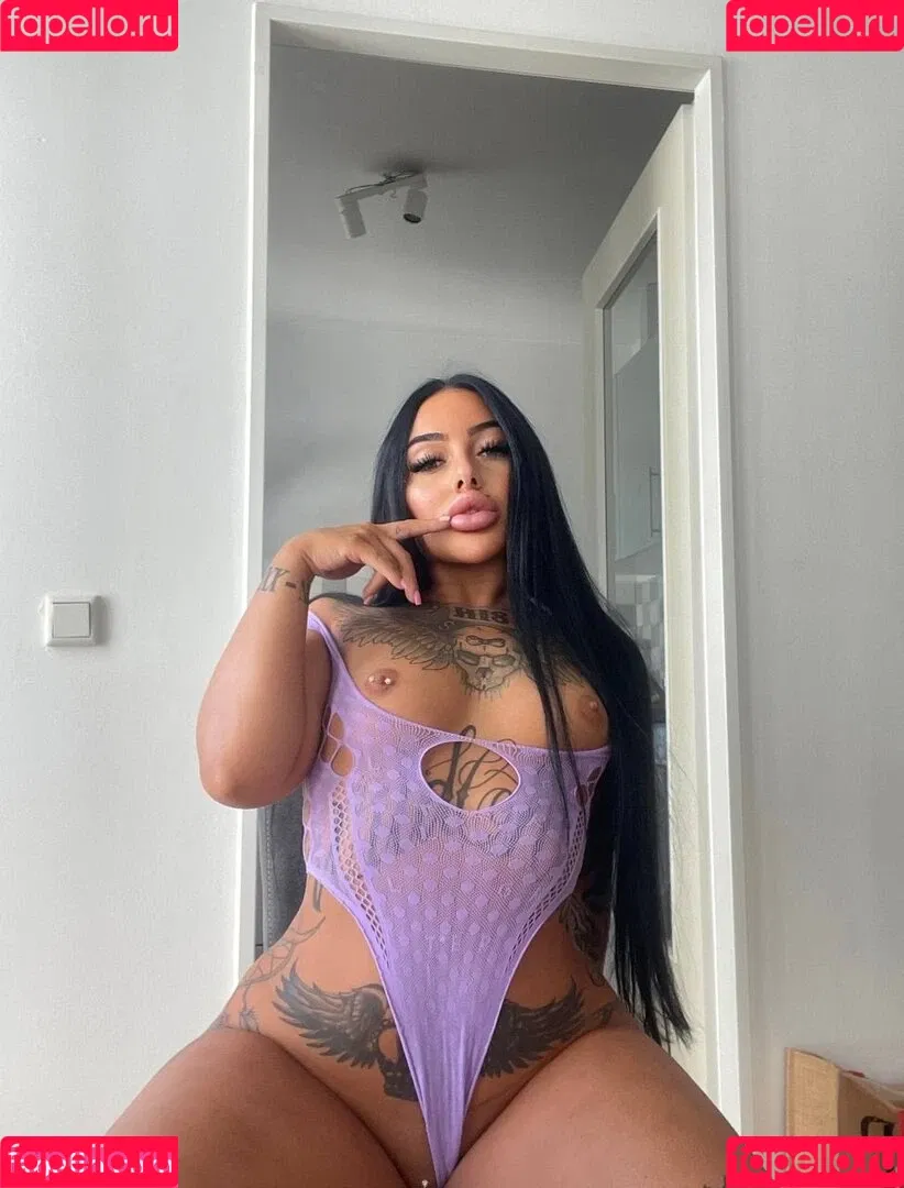 xkixmixx Onlyfans Photo Gallery 