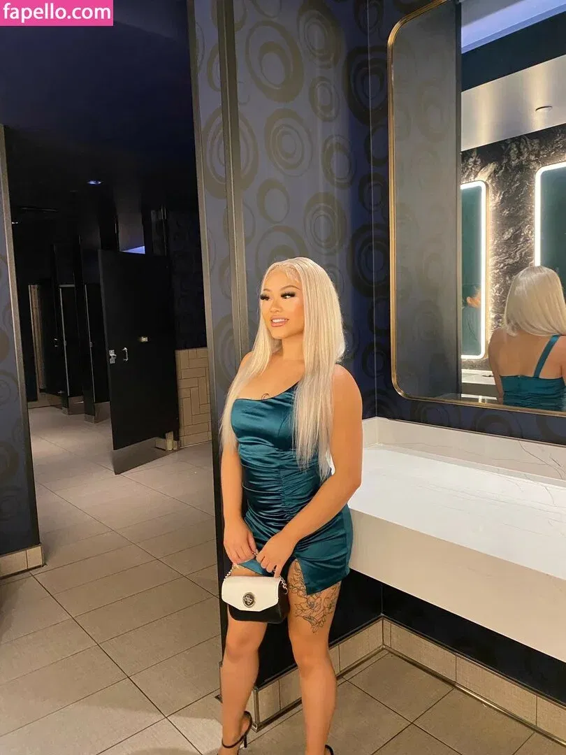 Serenity Yang Onlyfans Photo Gallery 