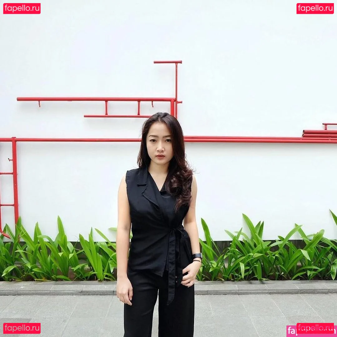 Ratu Desmi Azalia Onlyfans Photo Gallery 