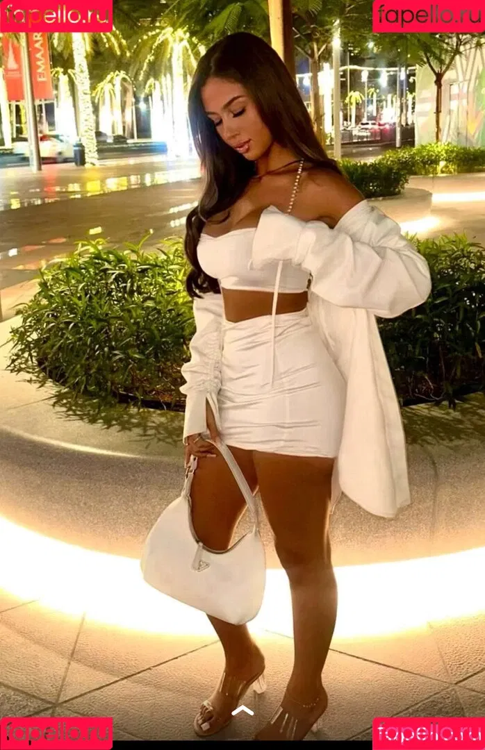 Sarah Saritah Onlyfans Photo Gallery 