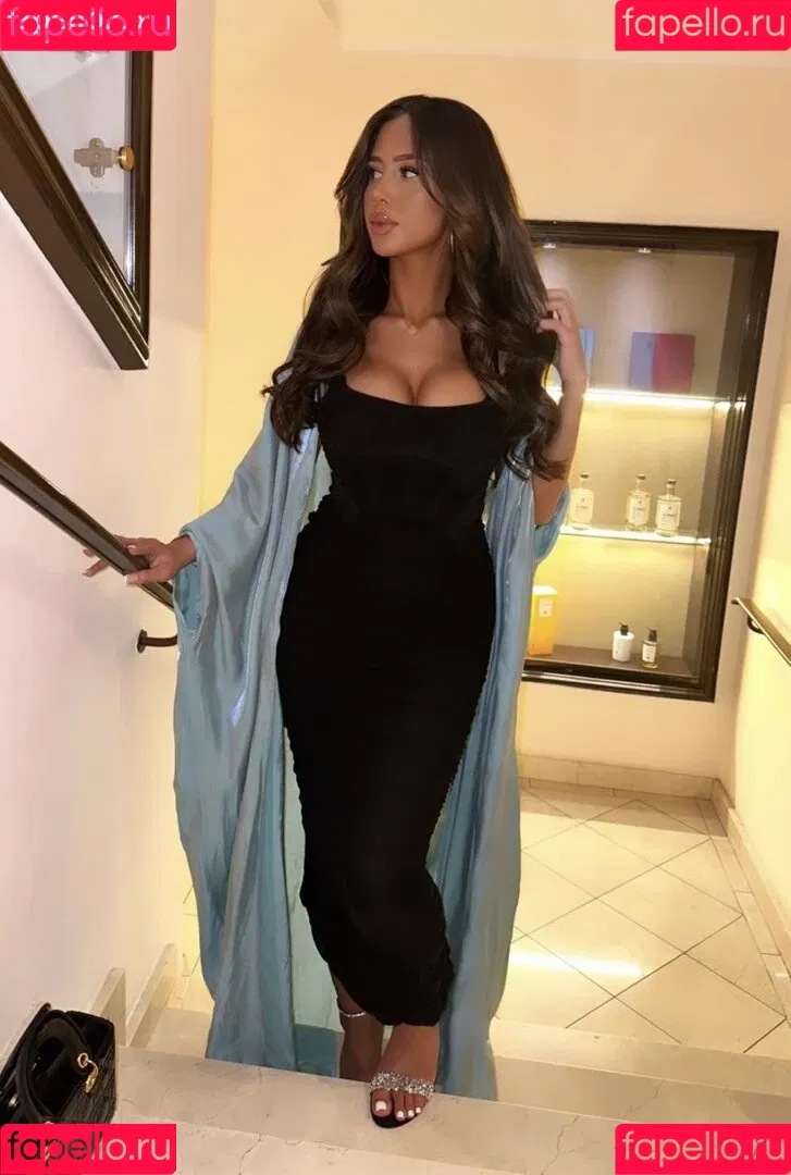 Sarah Saritah Onlyfans Photo Gallery 