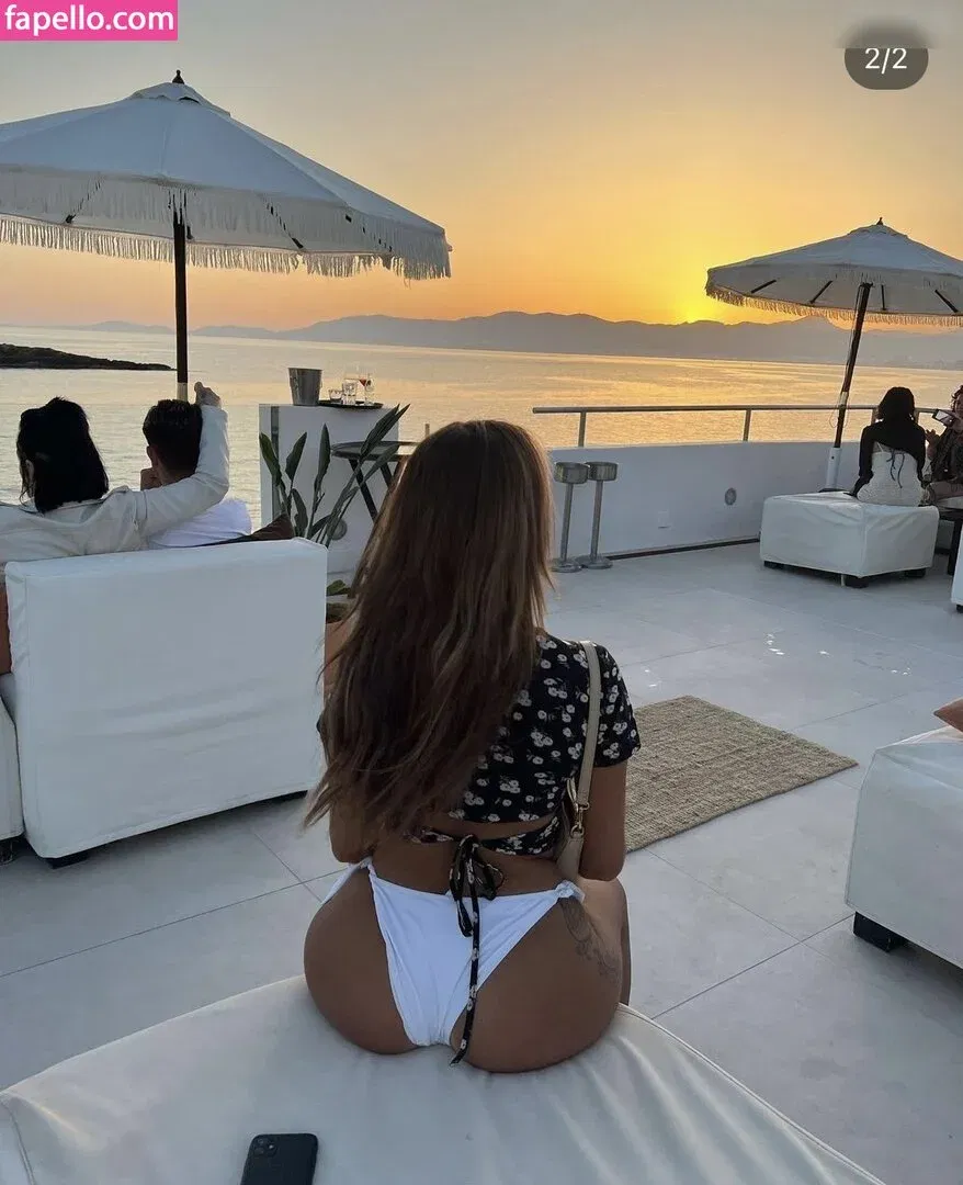 Sarah Saritah Onlyfans Photo Gallery 