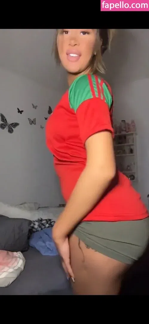 Sarah Saritah Onlyfans Photo Gallery 