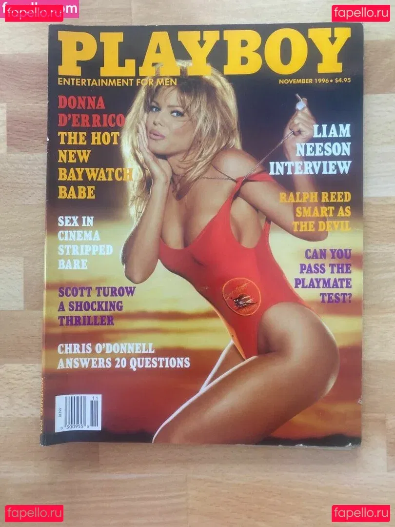 Donna D'Errico Onlyfans Photo Gallery 