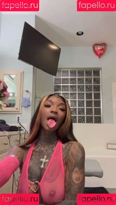 luvenchanting Onlyfans Photo Gallery 