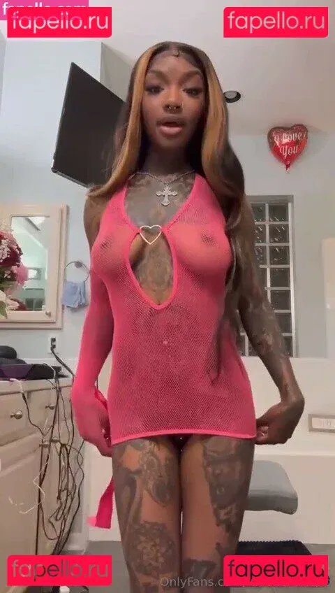 luvenchanting Onlyfans Photo Gallery 