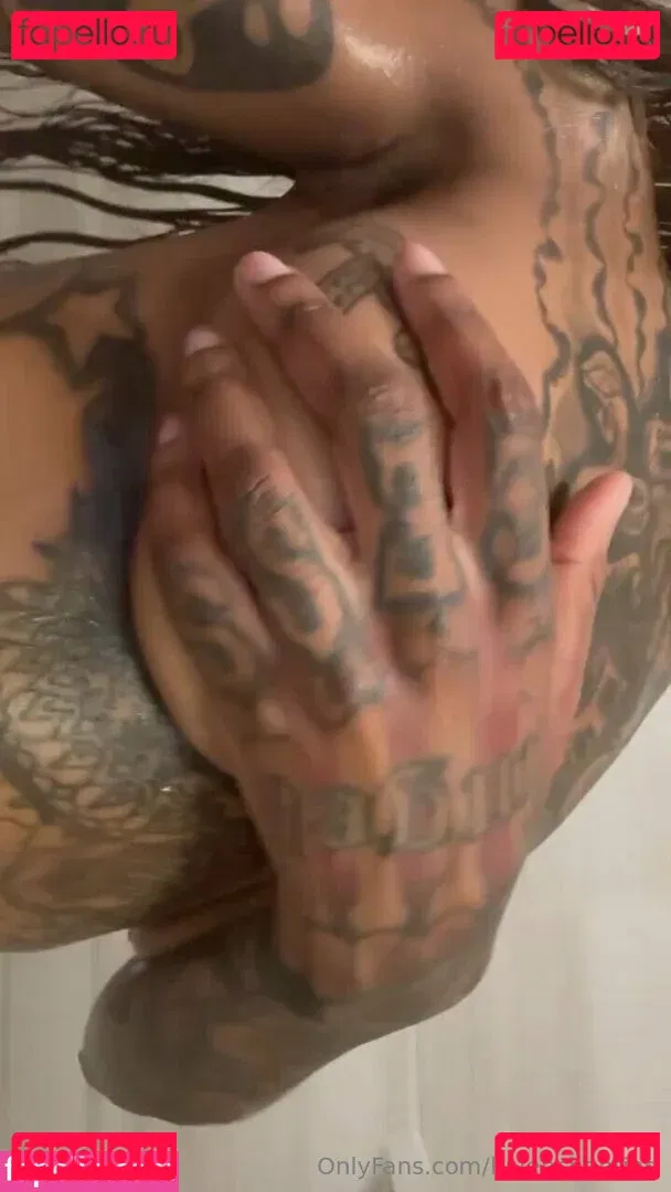 luvenchanting Onlyfans Photo Gallery 