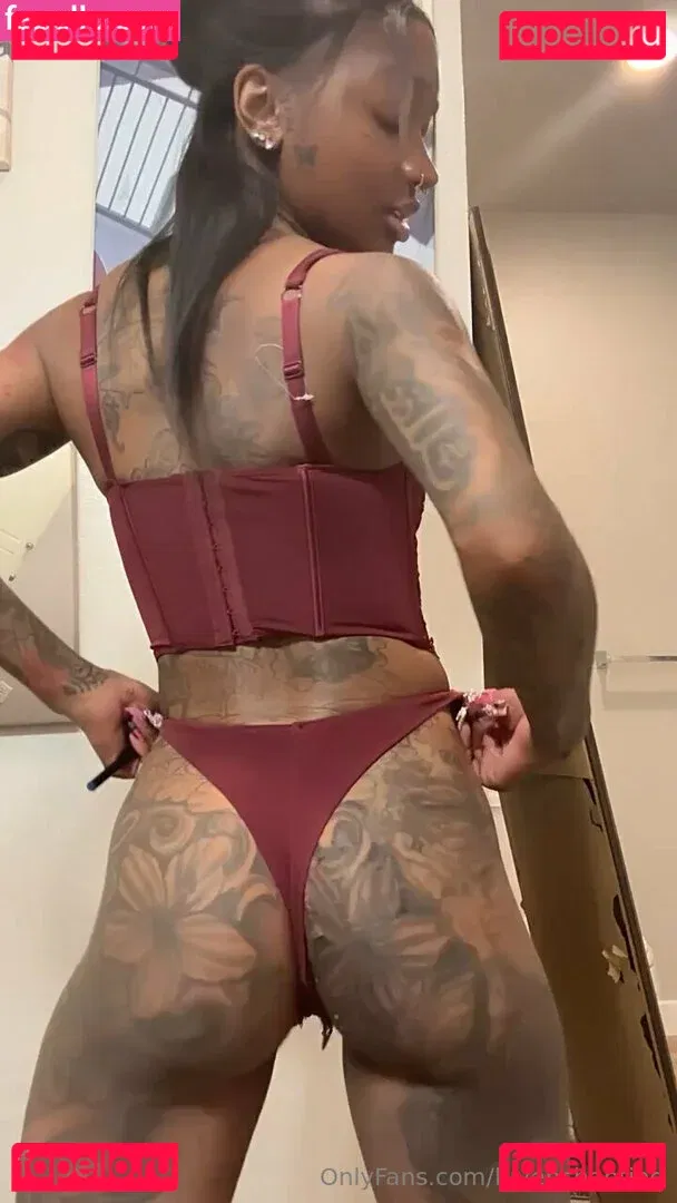 luvenchanting Onlyfans Photo Gallery 