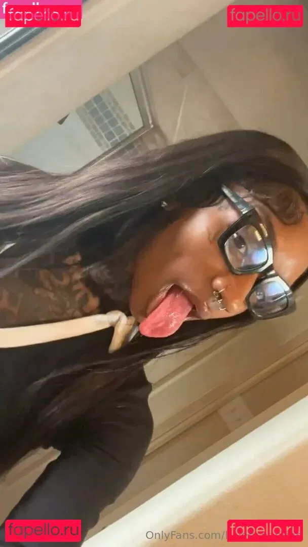 luvenchanting Onlyfans Photo Gallery 