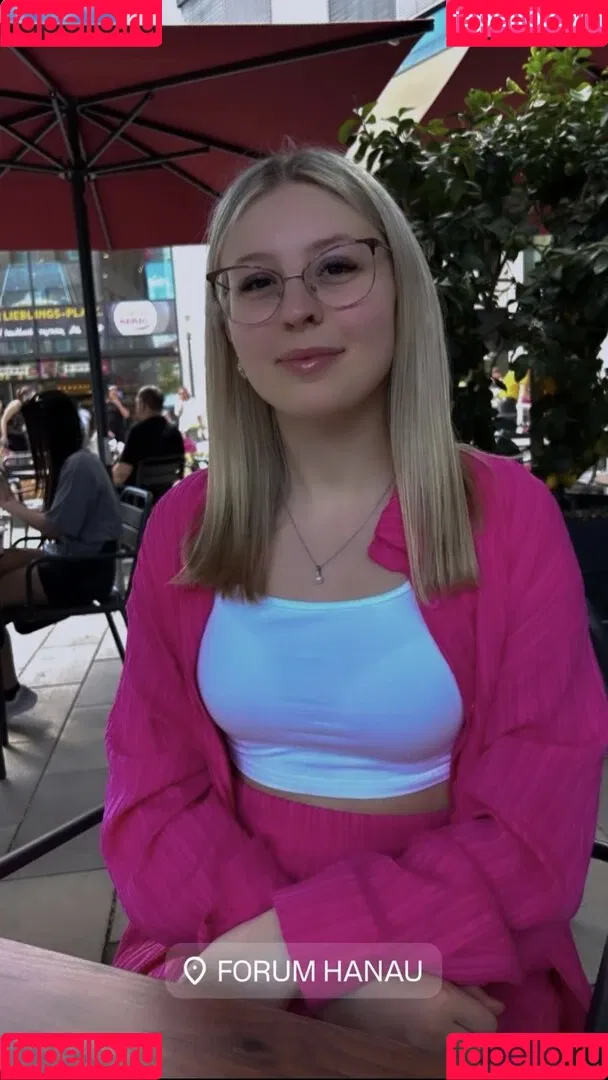 emmi.krii Onlyfans Photo Gallery 