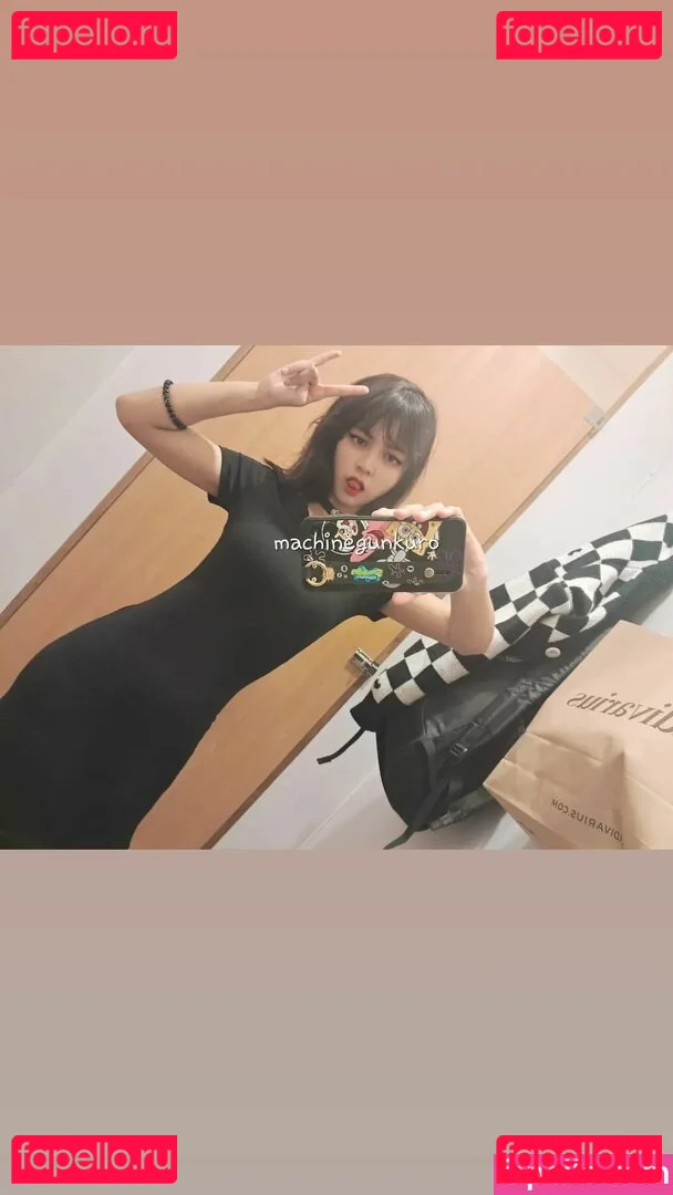 emmi.krii Onlyfans Photo Gallery 