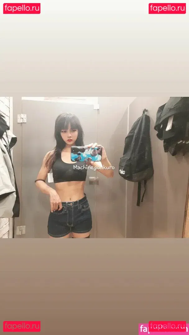 emmi.krii Onlyfans Photo Gallery 