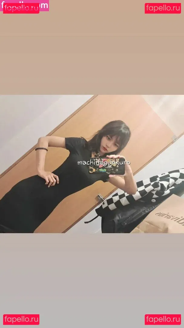 emmi.krii Onlyfans Photo Gallery 