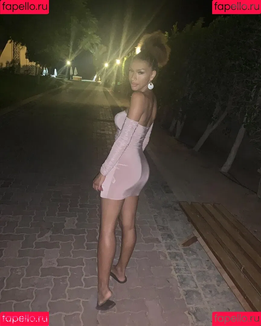 Cecilia Asoro Onlyfans Photo Gallery 