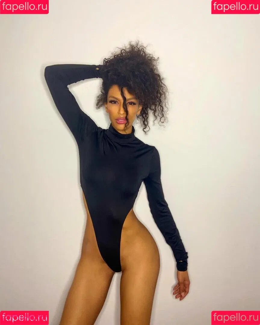 Cecilia Asoro Onlyfans Photo Gallery 
