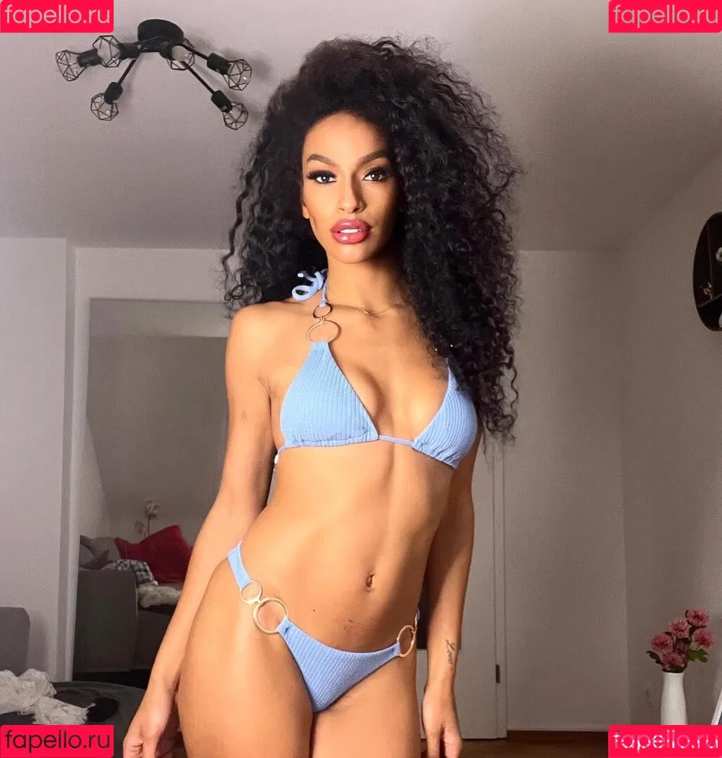 Cecilia Asoro Onlyfans Photo Gallery 