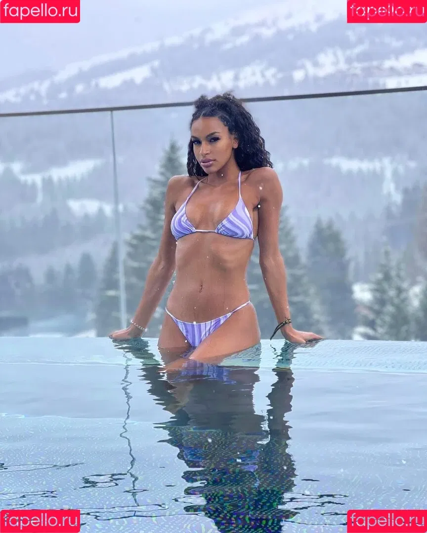 Cecilia Asoro Onlyfans Photo Gallery 