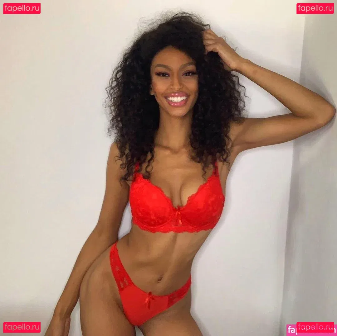 Cecilia Asoro Onlyfans Photo Gallery 