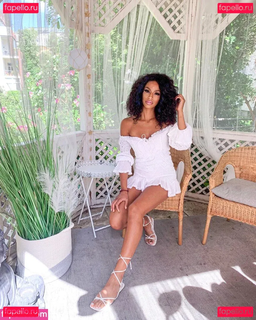 Cecilia Asoro Onlyfans Photo Gallery 