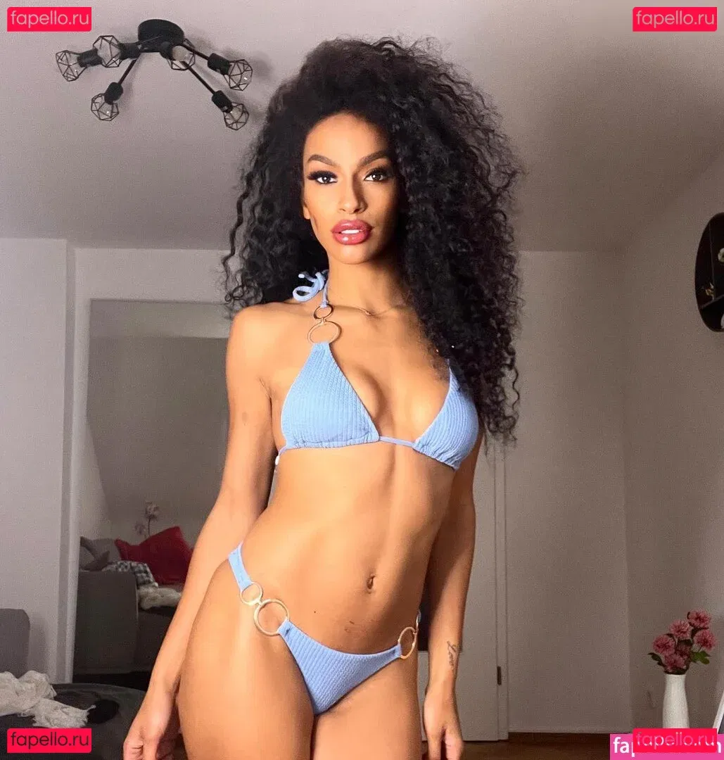 Cecilia Asoro Onlyfans Photo Gallery 