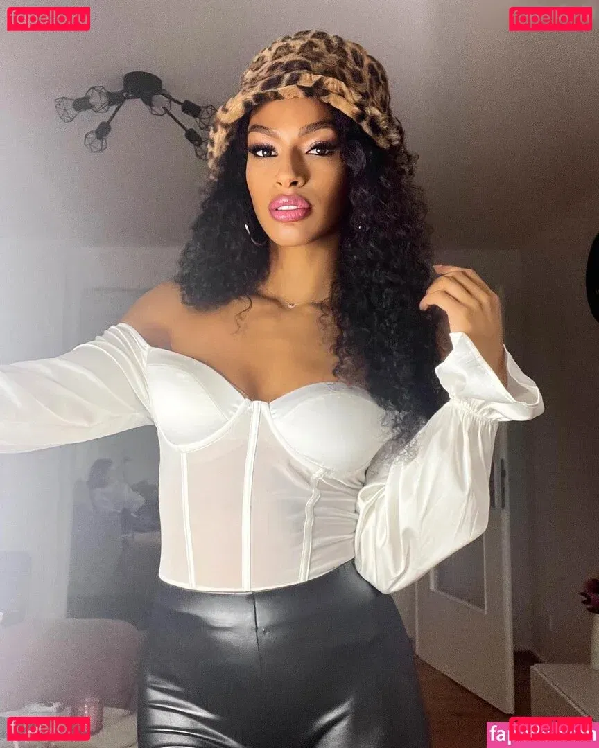 Cecilia Asoro Onlyfans Photo Gallery 