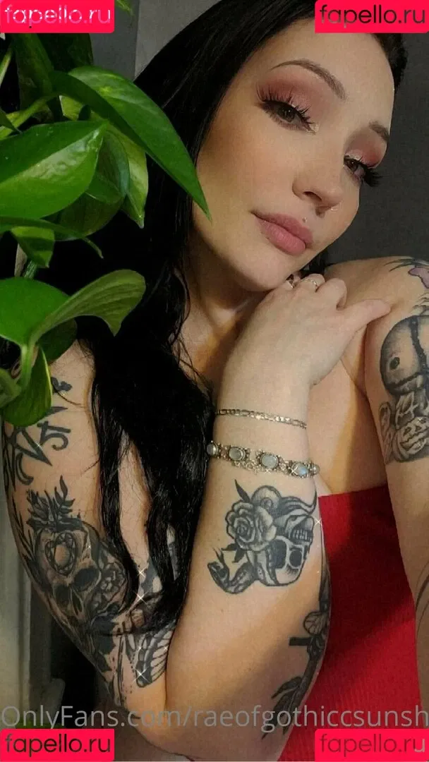raeofgothiccsunshine Onlyfans Photo Gallery 
