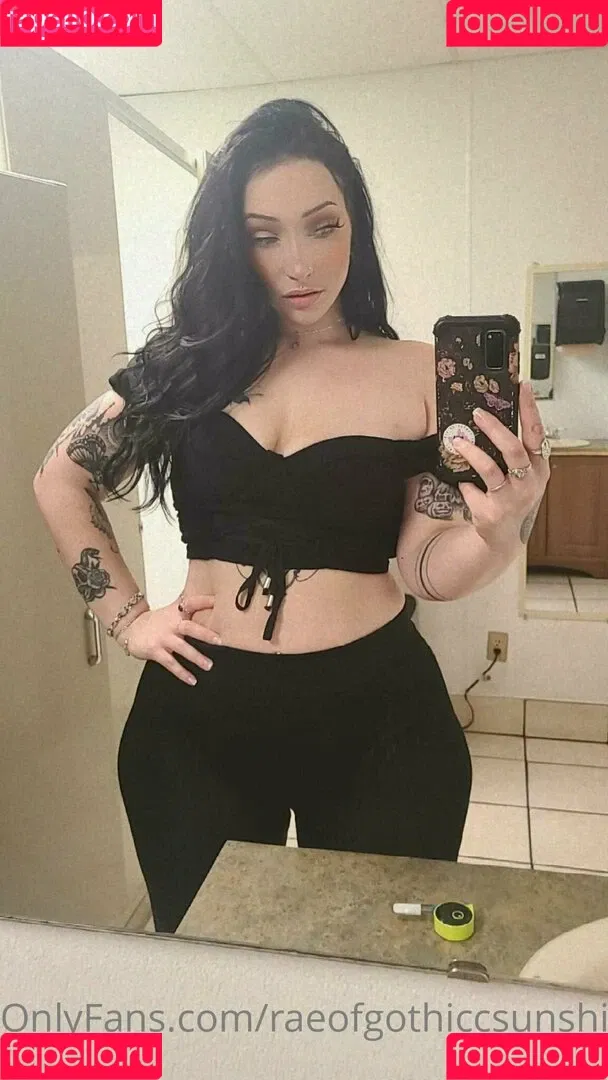 raeofgothiccsunshine Onlyfans Photo Gallery 
