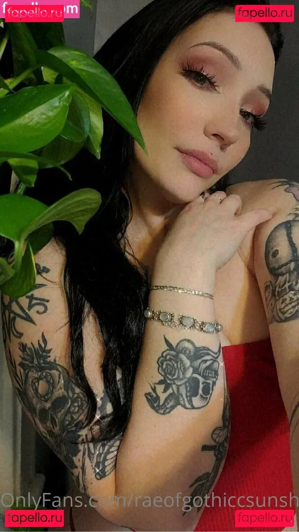 raeofgothiccsunshine Onlyfans Photo Gallery 