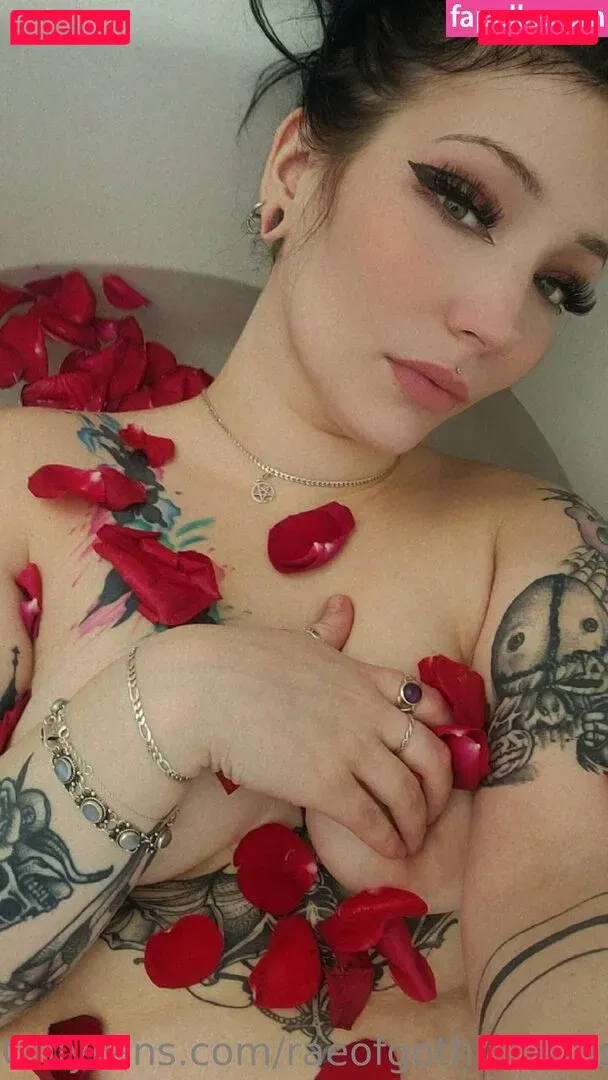 raeofgothiccsunshine Onlyfans Photo Gallery 