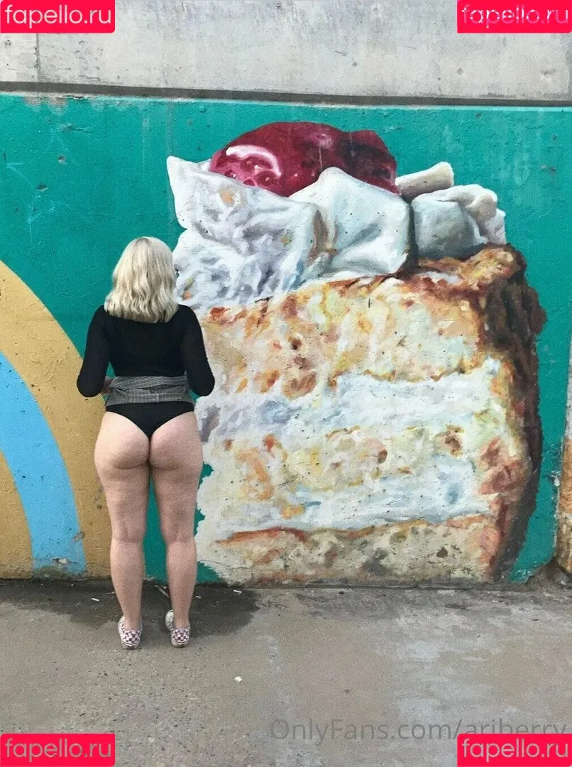 ariberry Onlyfans Photo Gallery 