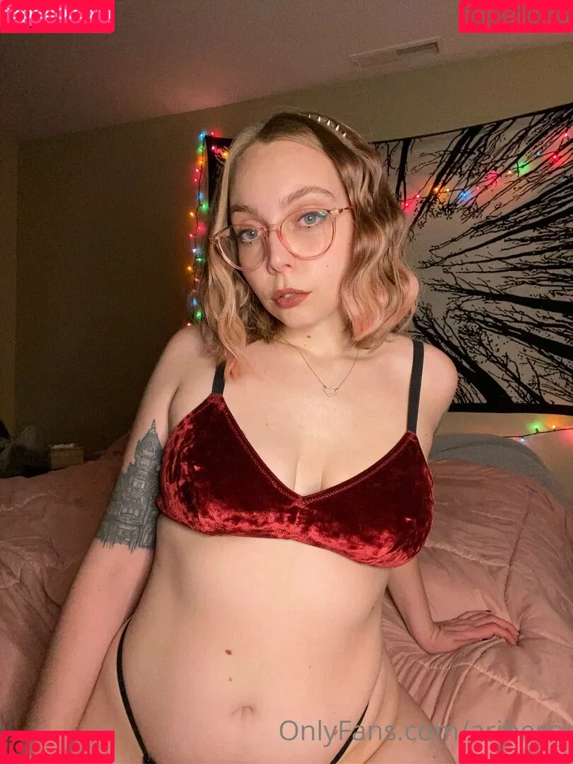 ariberry Onlyfans Photo Gallery 