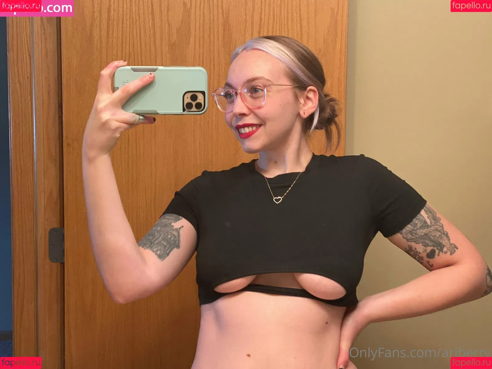ariberry Onlyfans Photo Gallery 