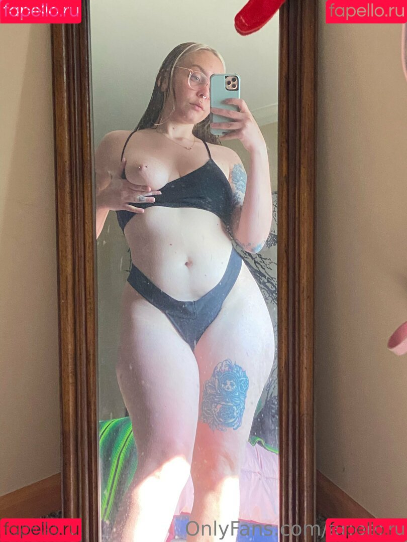 ariberry Onlyfans Photo Gallery 