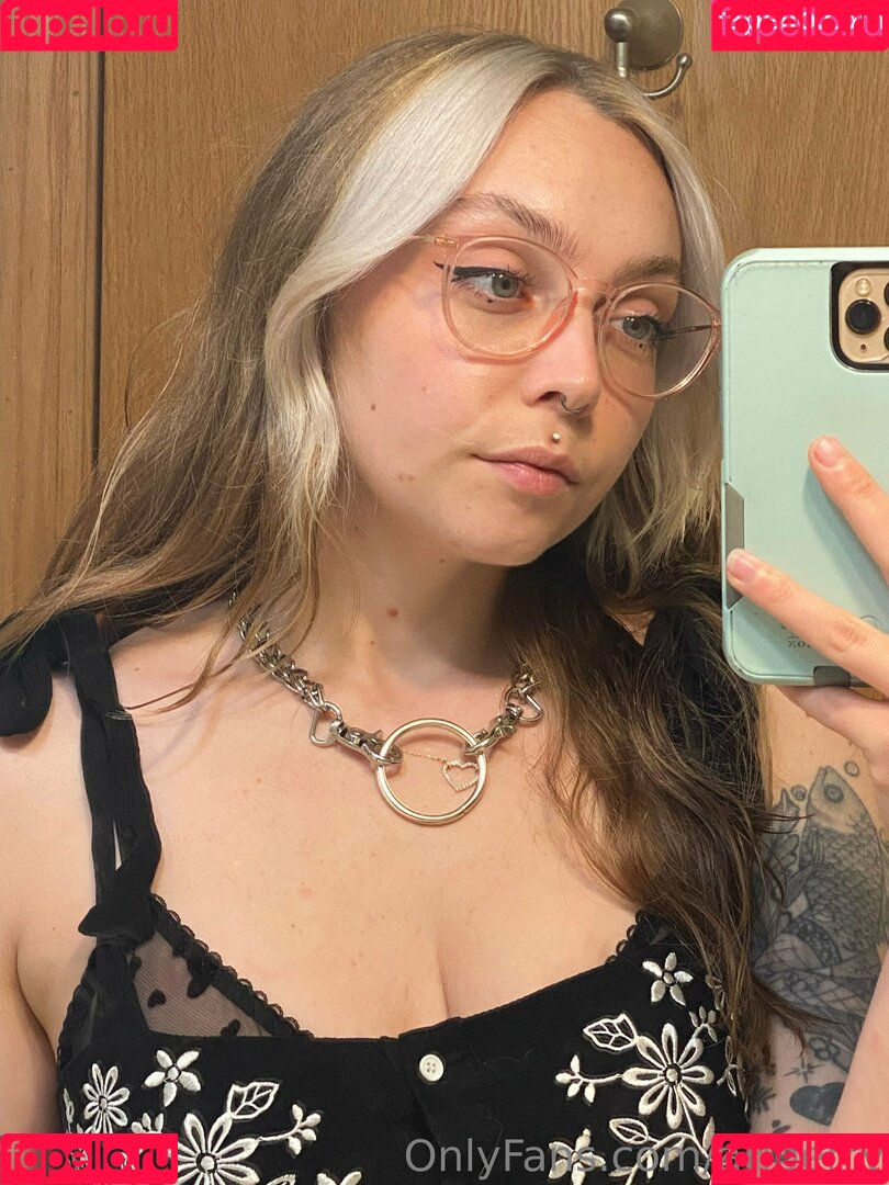 ariberry Onlyfans Photo Gallery 