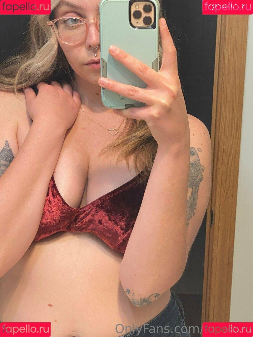 ariberry Onlyfans Photo Gallery 