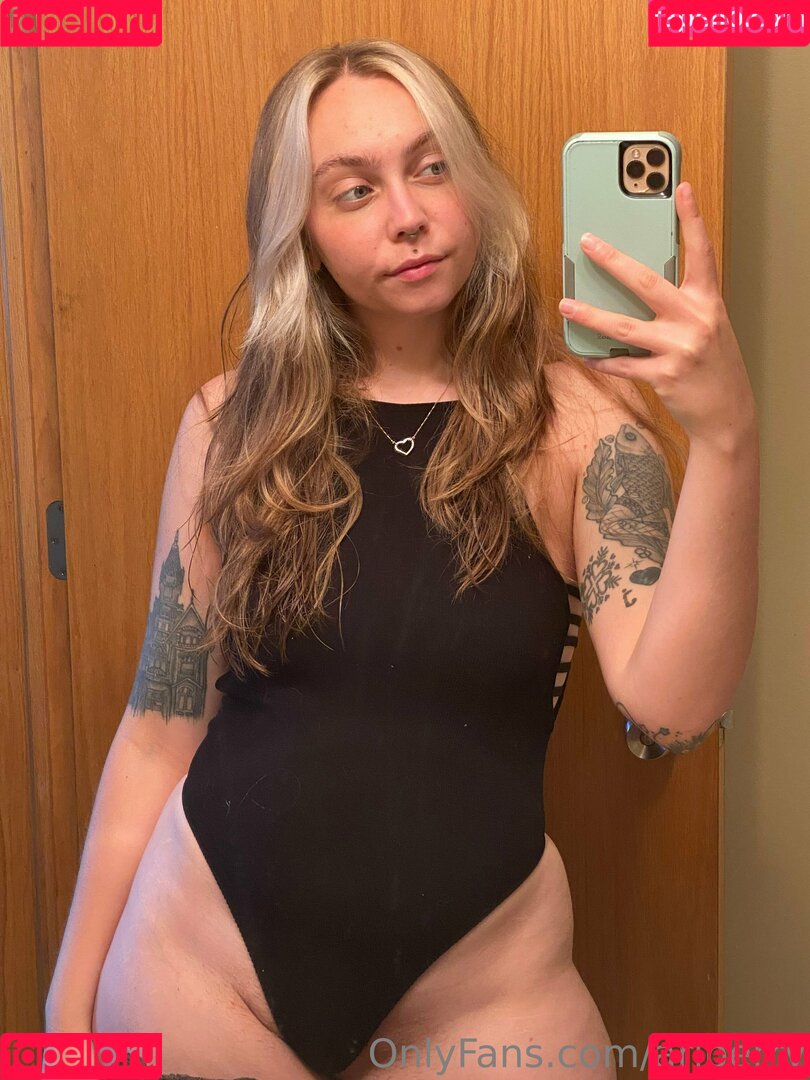 ariberry Onlyfans Photo Gallery 