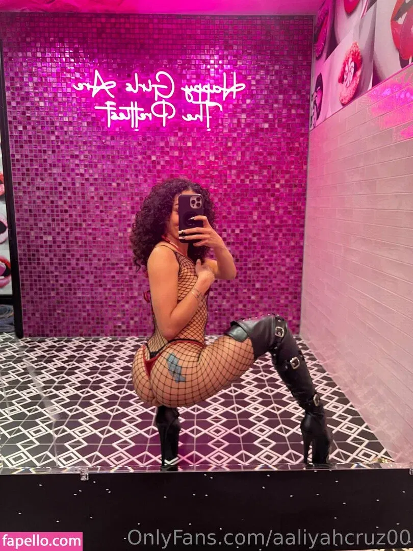 aaliyahcruz00 Onlyfans Photo Gallery 