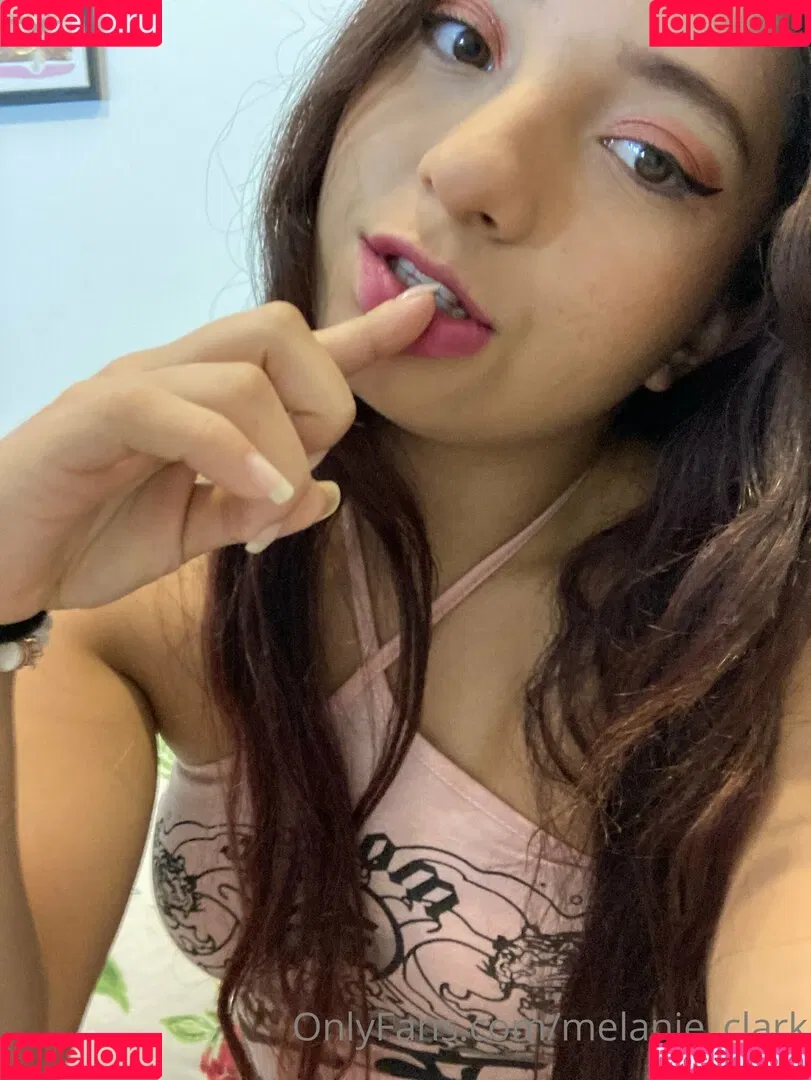 melanie_clark Onlyfans Photo Gallery 