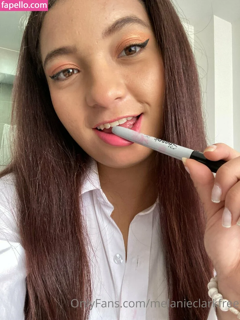 melanie_clark Onlyfans Photo Gallery 