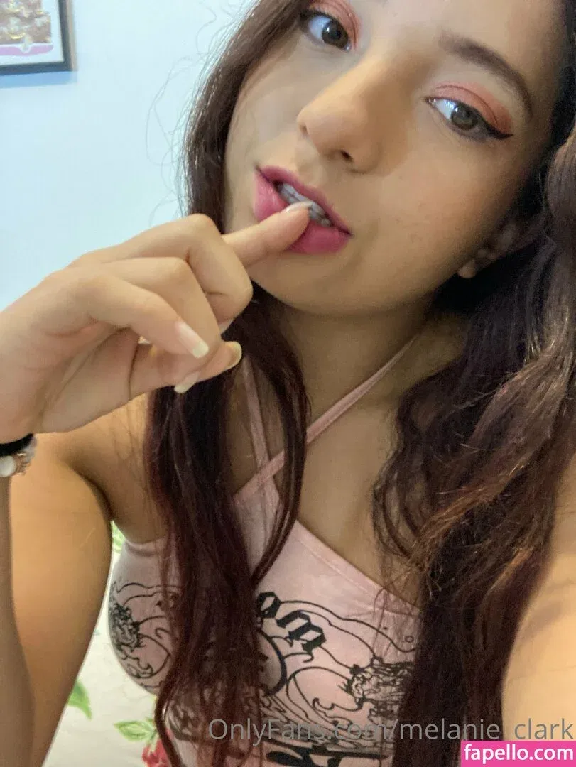 melanie_clark Onlyfans Photo Gallery 