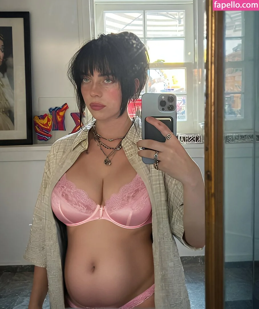 Billie Eilish Fake Onlyfans Photo Gallery 