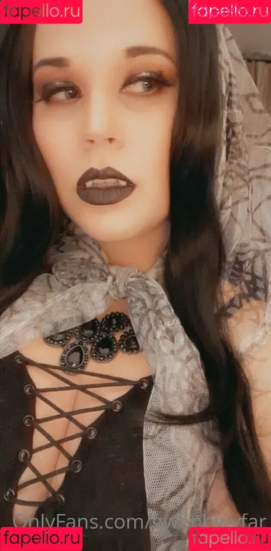 gwenhwyfar Onlyfans Photo Gallery 