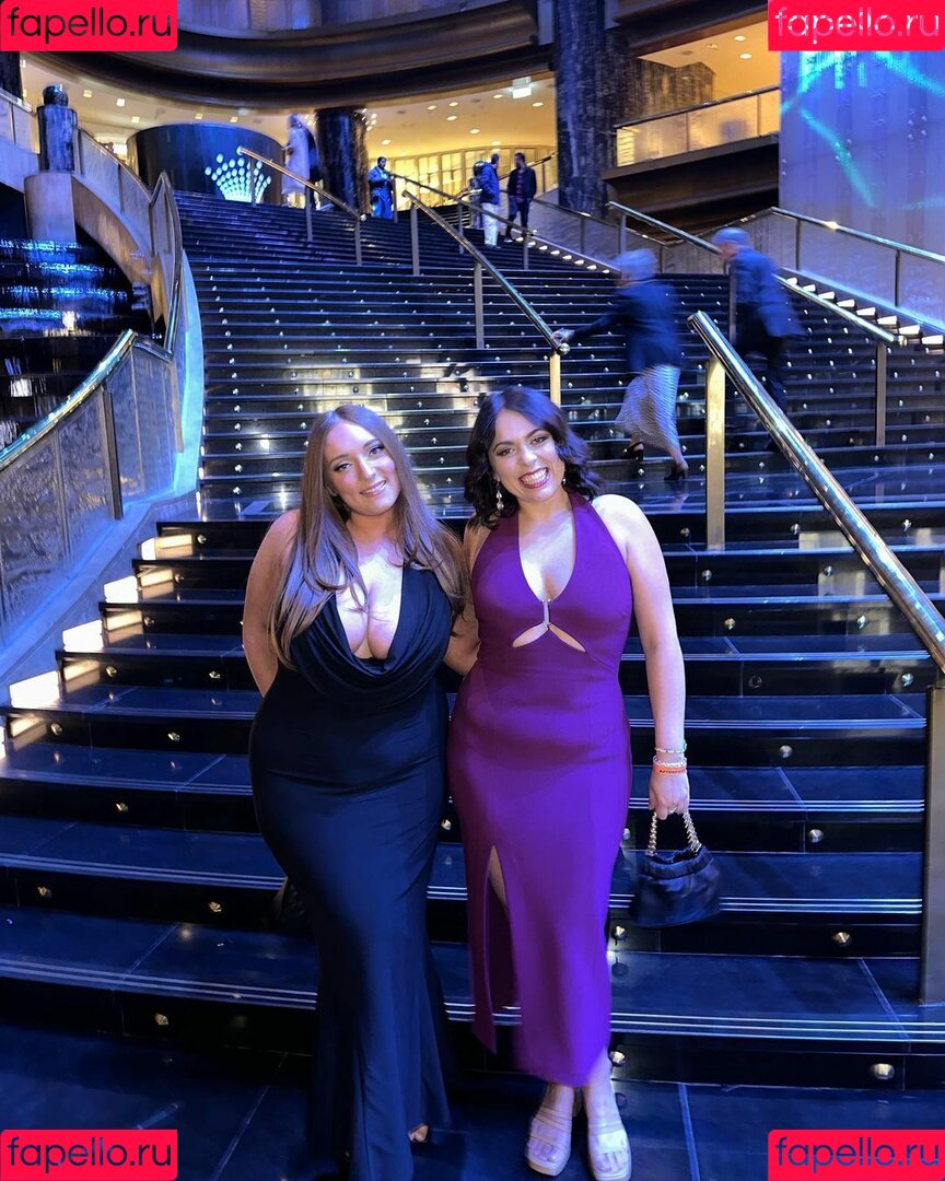 akarikitti Onlyfans Photo Gallery 