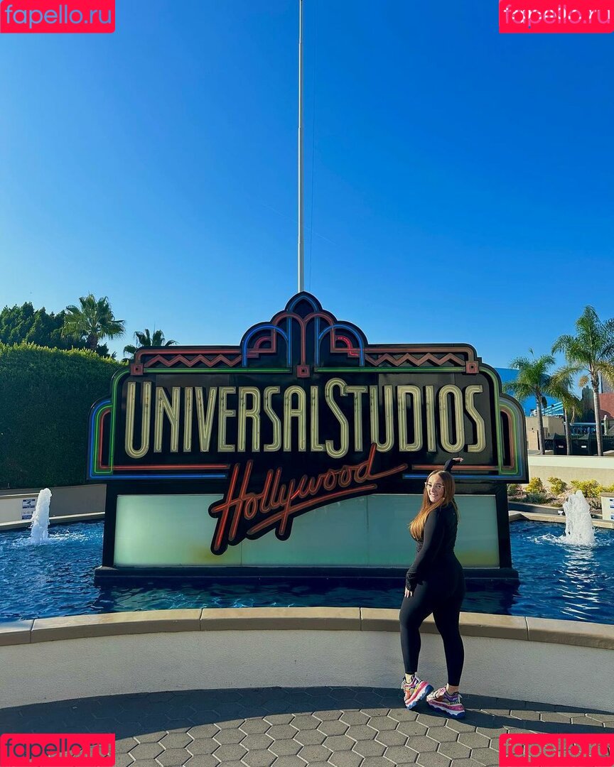 akarikitti Onlyfans Photo Gallery 