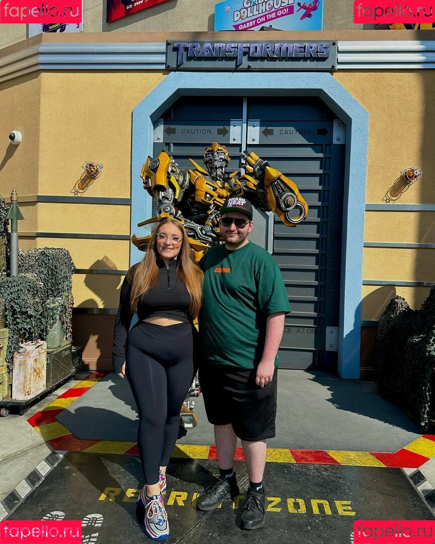 akarikitti Onlyfans Photo Gallery 