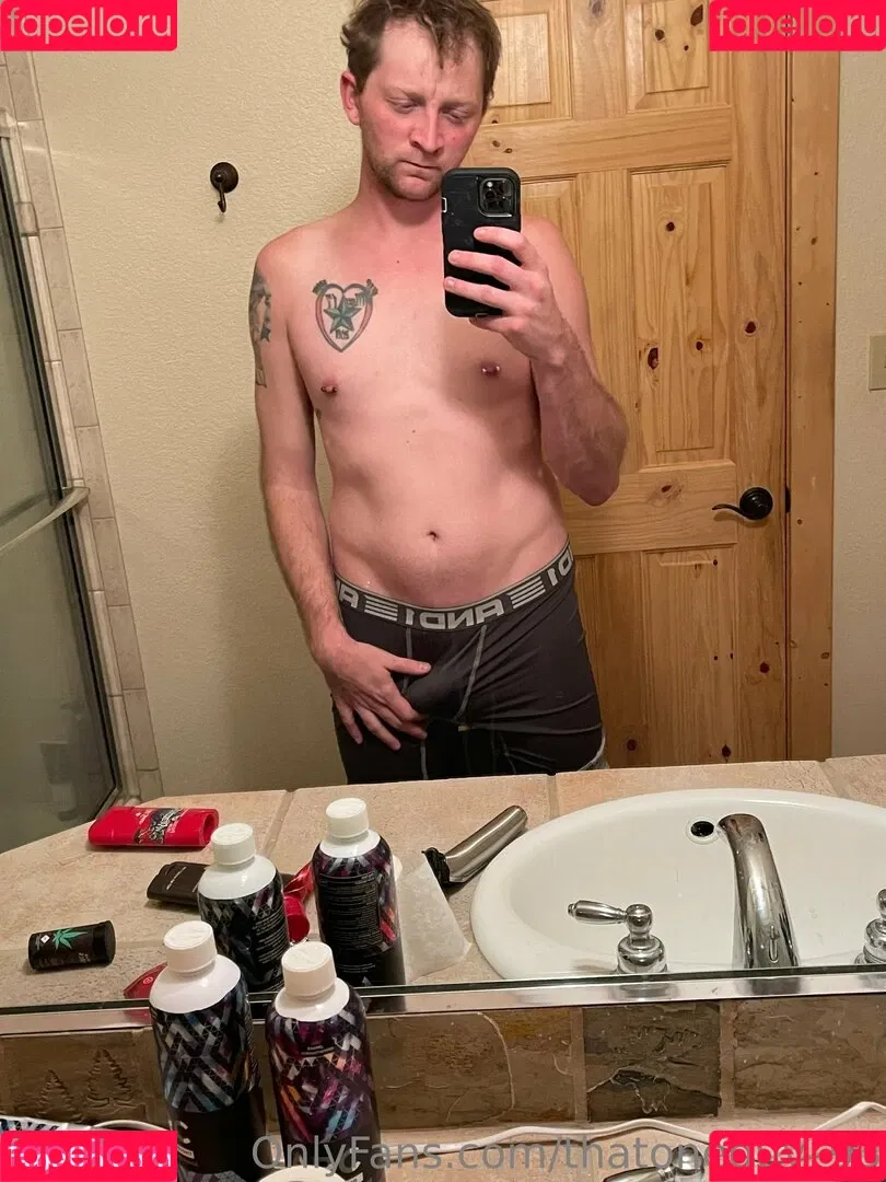 thatoneguy_93 Onlyfans Photo Gallery 
